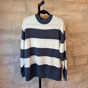 Moon & Madison Women’s Blue and White Sweater